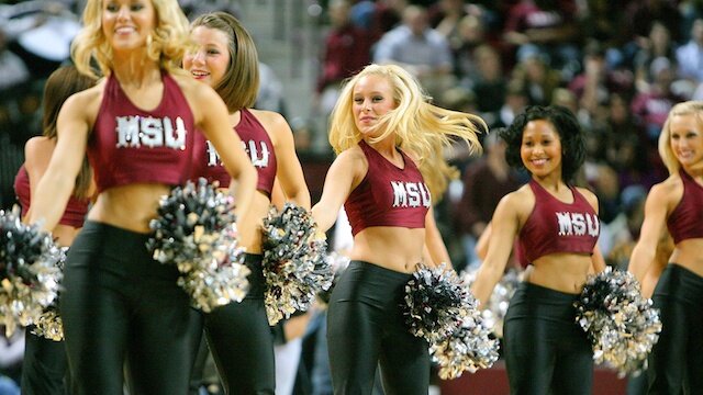 Mississippi State cheerleaders
