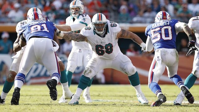 fans hate richie incognito