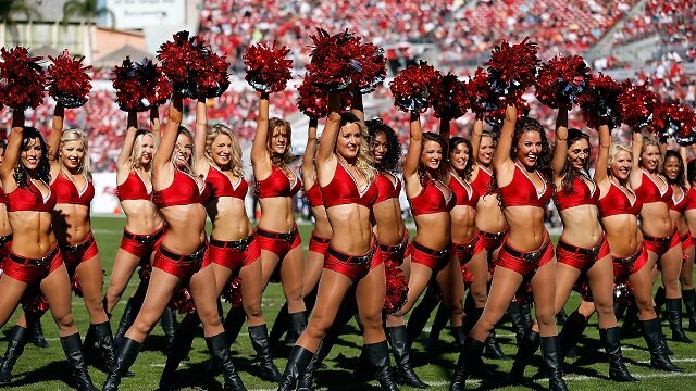 20 Hot Photos Of Tampa Bay Buccaneers Cheerleaders