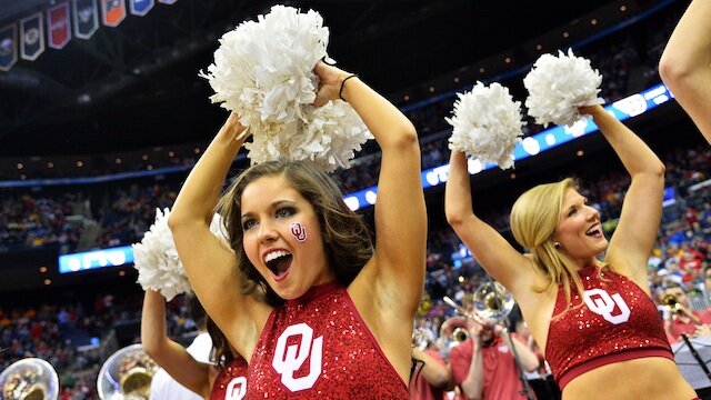 NCAA Bracket: Hot Photos of Cheerleaders in the Sweet 16