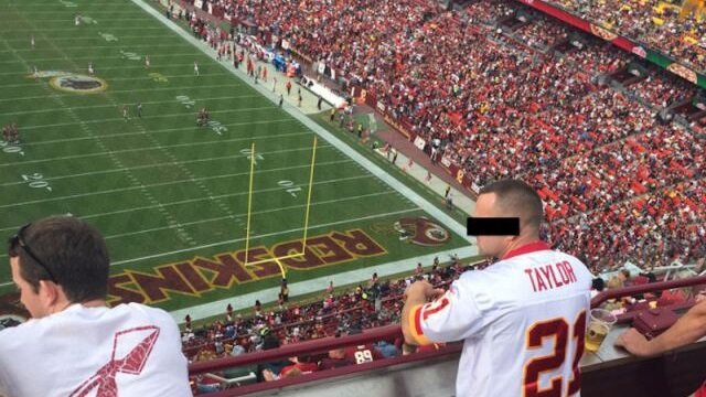Redskins Fan Gets Sexual Favor in Broad Daylight During Sunday's Game
