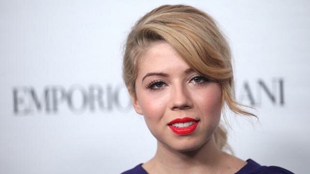 20 Hot Girls You'd Rather Kiss Than Jennette McCurdy 
