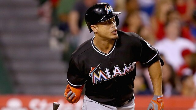 Giancarlo Stanton Deserves to Have Largest Contract in Miami Marlins History