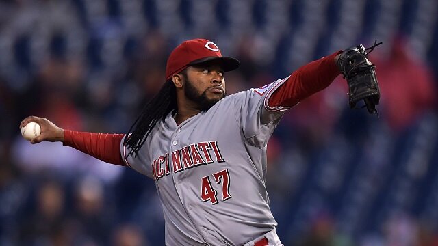Johnny Cueto Pitching