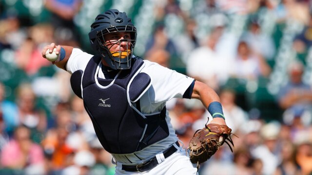 Detroit Tigers Could Have Rock-Solid Catching Duo In 2016