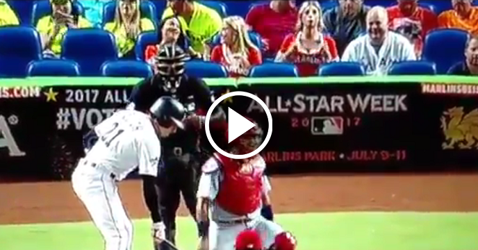 Smoking Hot Marlins Fan Tries To Distract Cardinals Pitcher By Flashing Major Cleavage At Him