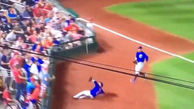 Javier Baez Covered Nearly 150 Feet to Make Incredible Catch Before Sliding Into Wall