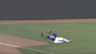 Tim Tebow Makes Stellar Diving Catch For Columbia Fireflies