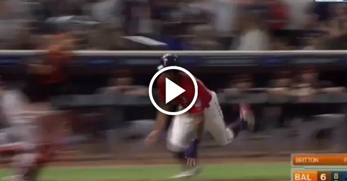 Twins' Byron Buxton Scores From First on a Measly Ground Ball Single
