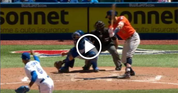 Marcus Stroman's Wicked Breaking Ball Causes Carlos Correa to Totally Whiff