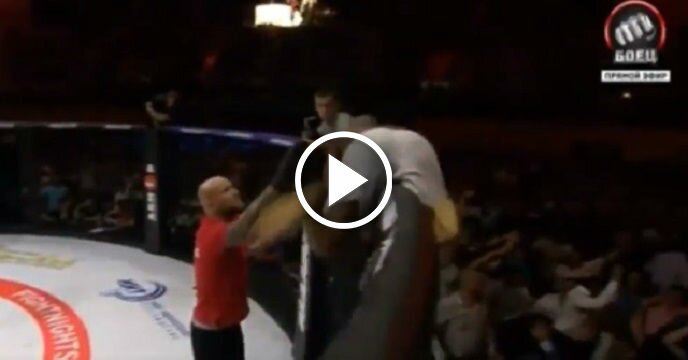 Former UFC Fighter Diego Brandao Leaves in Middle of Match After Fans Toss Garbage in Cage