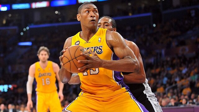 Metta World Peace Makes A Bad Move By Opting Into Los Angeles Lakers Contract
