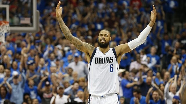 Tyson Chandler Signing A Solid One For Phoenix Suns, Still Not Enough To Land LaMarcus Aldridge