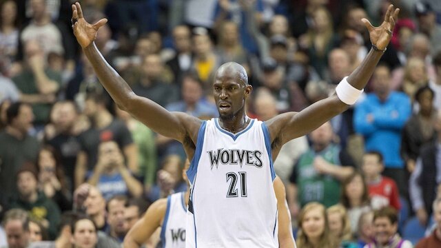 Kevin Garnett, Minnesota Timberwolves Agree to More Than Just New Contract