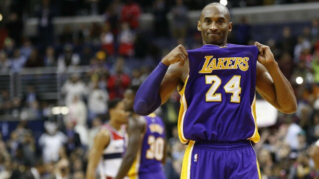 Los Angeles Lakers' Kobe Bryant Proved Tonight That He Is Still The Black Mamba