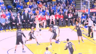 Watch Stephen Curry Destroy the San Antonio Spurs With Magical Dribble-Drives