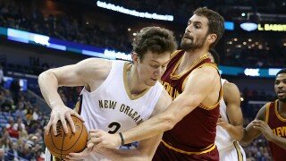 New Orleans Pelicans Must Trade Omer Asik Before 2015-16 Trade Deadline