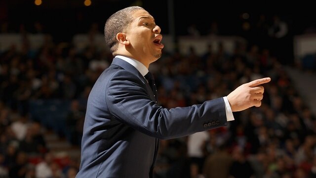 Tyronn Lue Hasn\'t Made Much Of A Difference For Cleveland Cavaliers