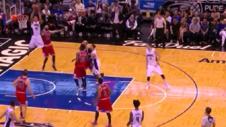  Magic's Aaron Gordon Finishes Alley-oop With Monstrous Slam 