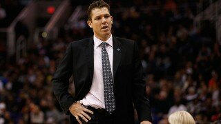 New York Knicks Rumors: Phil Jackson SpokeTo Luke Walton About Head Coaching Job