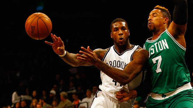 Brooklyn Nets Would Be Crazy To Keep Thomas Robinson Over 2016 Offseason
