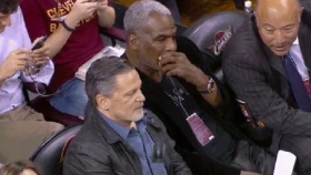 Cavaliers Troll Knicks By Hosting Charles Oakley Courtside With Owner Dan Gilbert