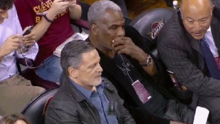 Cavaliers Troll Knicks By Hosting Charles Oakley Courtside With Owner Dan Gilbert