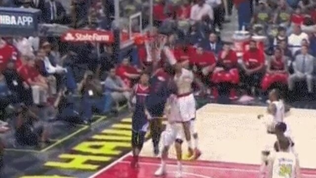 John Wall Cuts Through the Hawks\' Transition Defense By Going Behind-the-Back For Left-Handed Jam