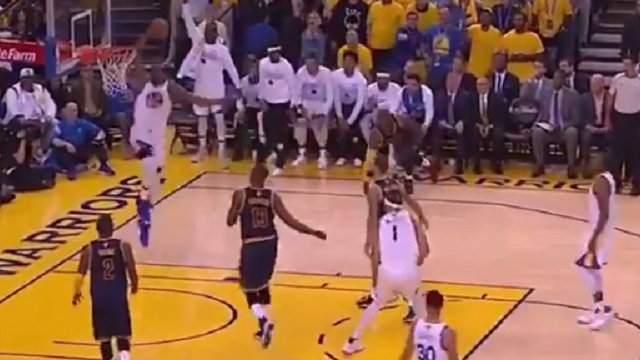Kevin Durant Puts LeBron James On Skates — Throws Down Monstrous Dunk
