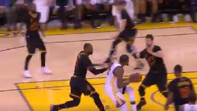 Kevin Durant Rejects Kevin Love — Smokes Him And LeBron James On Other End Of Floor