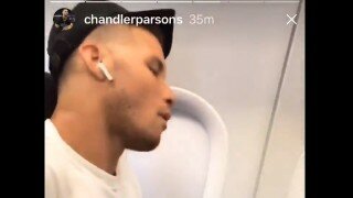 Chandler Parsons Does His Best to Make Blake Griffin's Flight Miserable
