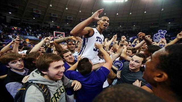 TCU Horned Frogs have Amazing Highlight in Upset over Kansas Jayhawks (Video)