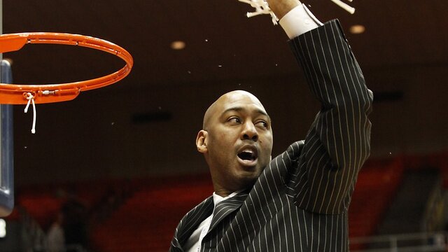 Danny Manning Goes Dancing Again as Head Coach of Tulsa Golden Hurricanes
