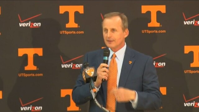 Rick Barnes Has Statement Recruiting Day For Tennessee Basketball