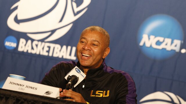 LSU Basketball Could Contend For National Championship in 2015-16 Season
