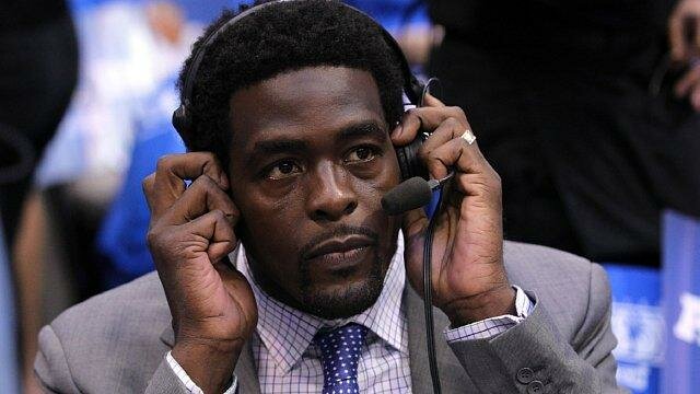 Chris Webber Says 'Fab Five' Teammates Exaggerated Importance