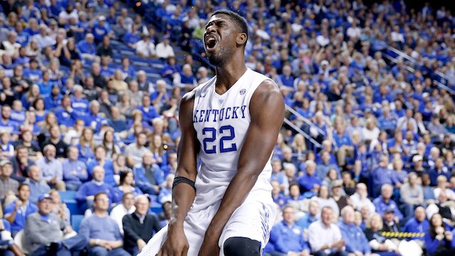 Alex Poythress Does His Best To Keep Kentucky In The Game With 15 Points