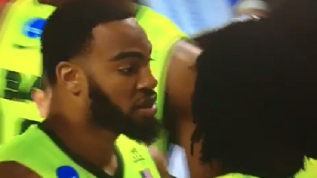 Baylor's Taurean Prince Shoves Teammate Rico Gathers During Heated Disagreement While Losing To Yale