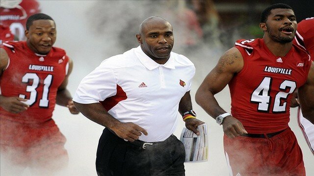 College Football Rumors: Charlie Strong the Front-Runner for the Tennessee Job?