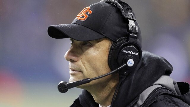 Mike Riley Needs to Pick a Quarterback to Lead Oregon State Beavers
