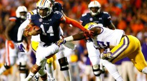 Nick Marshall breaks a tackle and runs for a touchdown against LSU