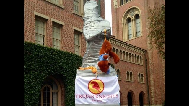 Trojans Students Mummify Campus Statue During USC-UCLA Week