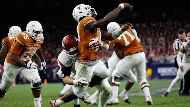 Texas Bowl Loss Shows Longhorns Need An Upgrade On Offense