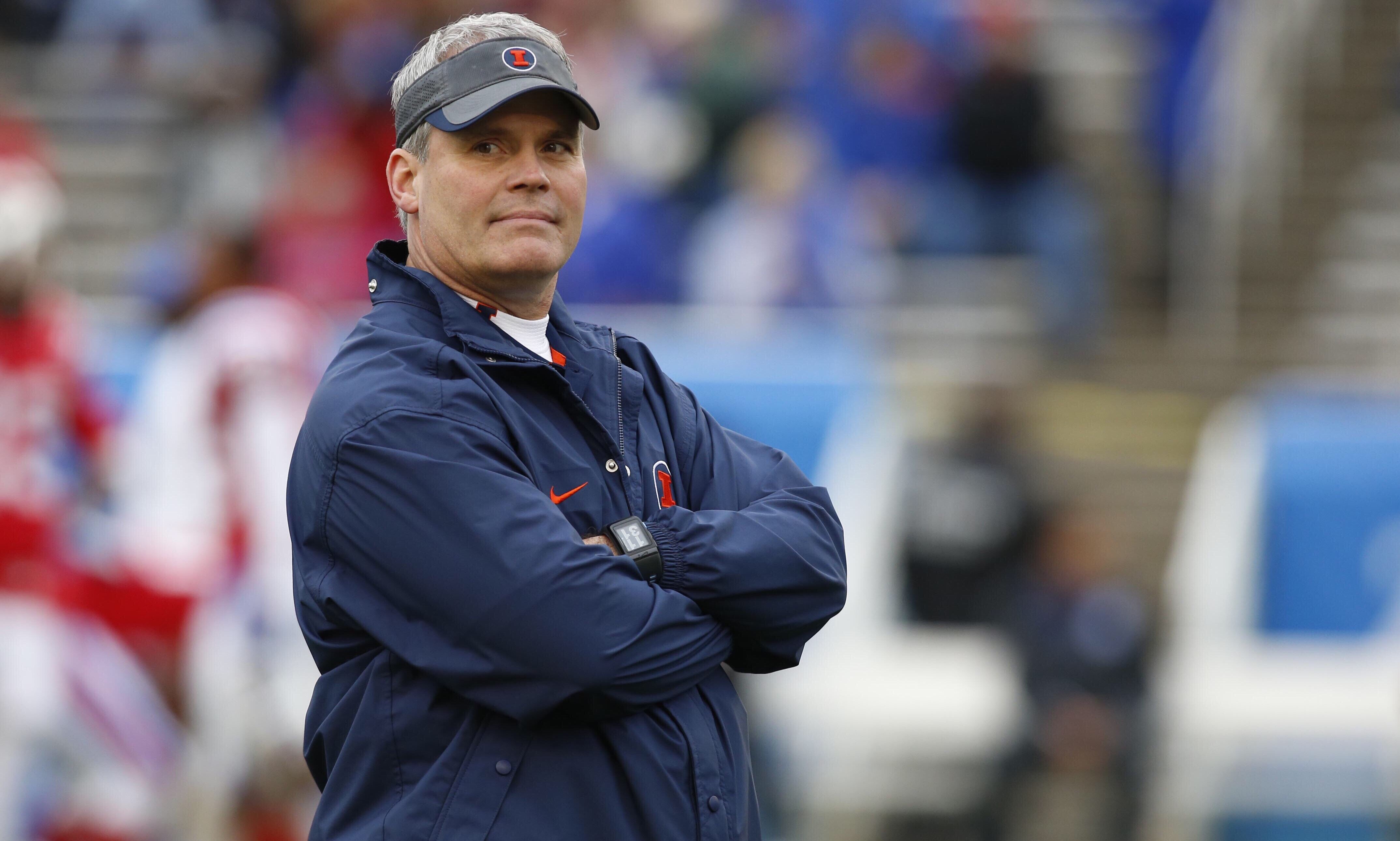 Illinois Football's Bowl Loss Proves Tim Beckman Must Go