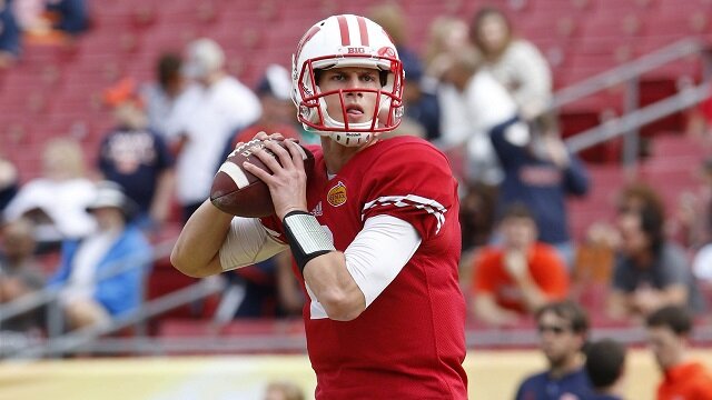 Joel Stave’s Grip on Starting Job at Wisconsin Tenuous During Spring Practice