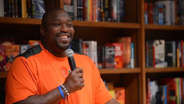 Warren Sapp Calls for Miami Coach Al Golden to be Fired on Twitter