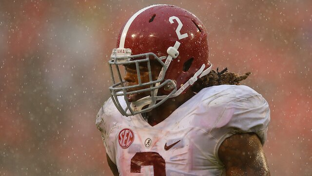 Now Is The Perfect Time For Derrick Henry To Take His Talents To The NFL