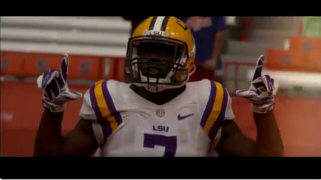 Watch Leonard Fournette Take Heisman Trophy Campaign Into His Own Hands With Hype Video