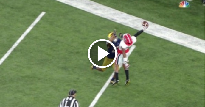 Georgia WR Terry Godwin Makes Ridiculous One-Handed Catch vs. Notre Dame