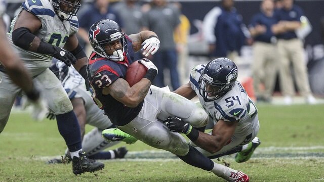 Seattle Seahawks Could be in Trouble if Bobby Wagner Unable to Suit up